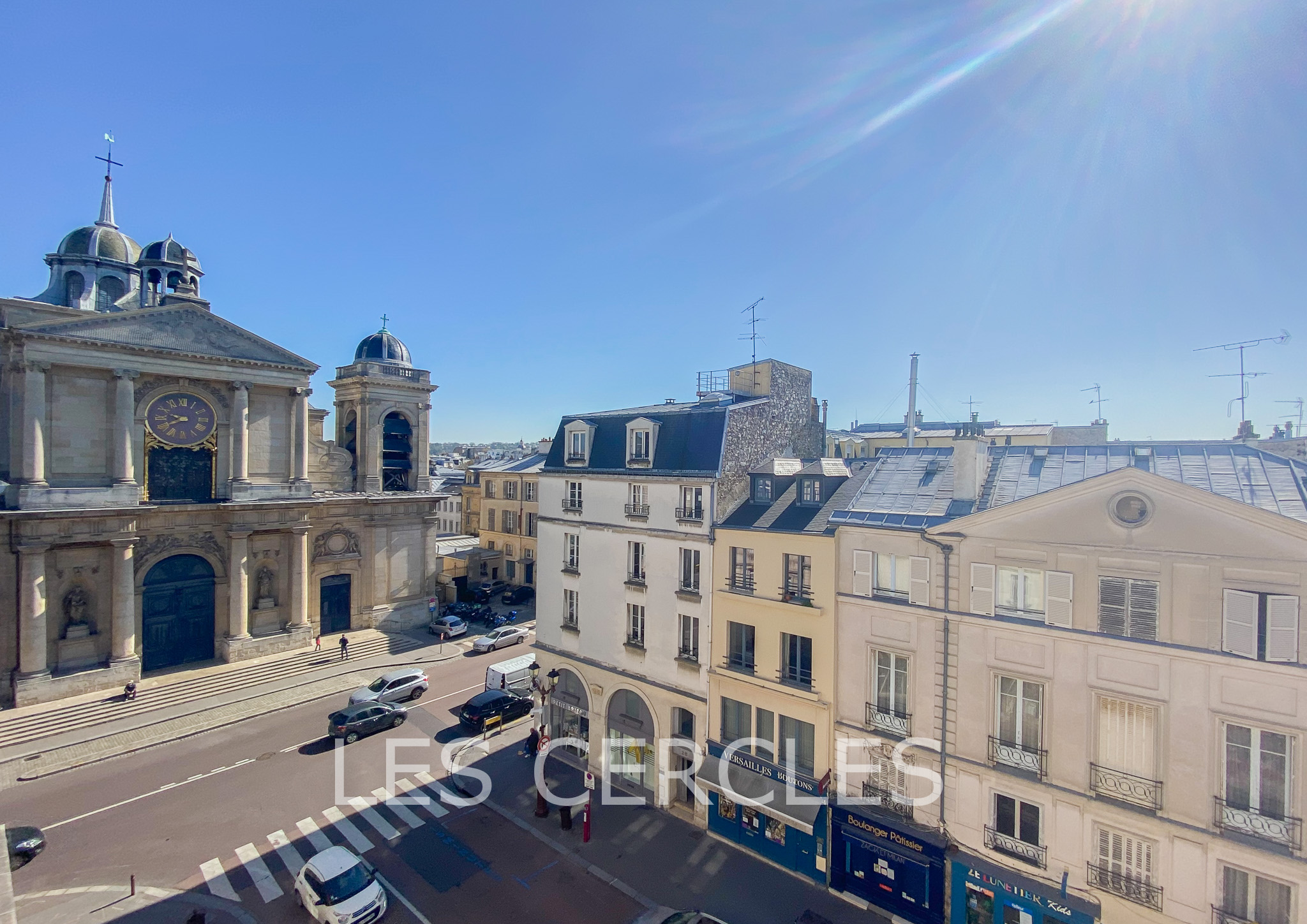 CIEL ET TOITS - APPARTEMENT  2 pièces à vendre à VERSAILLES