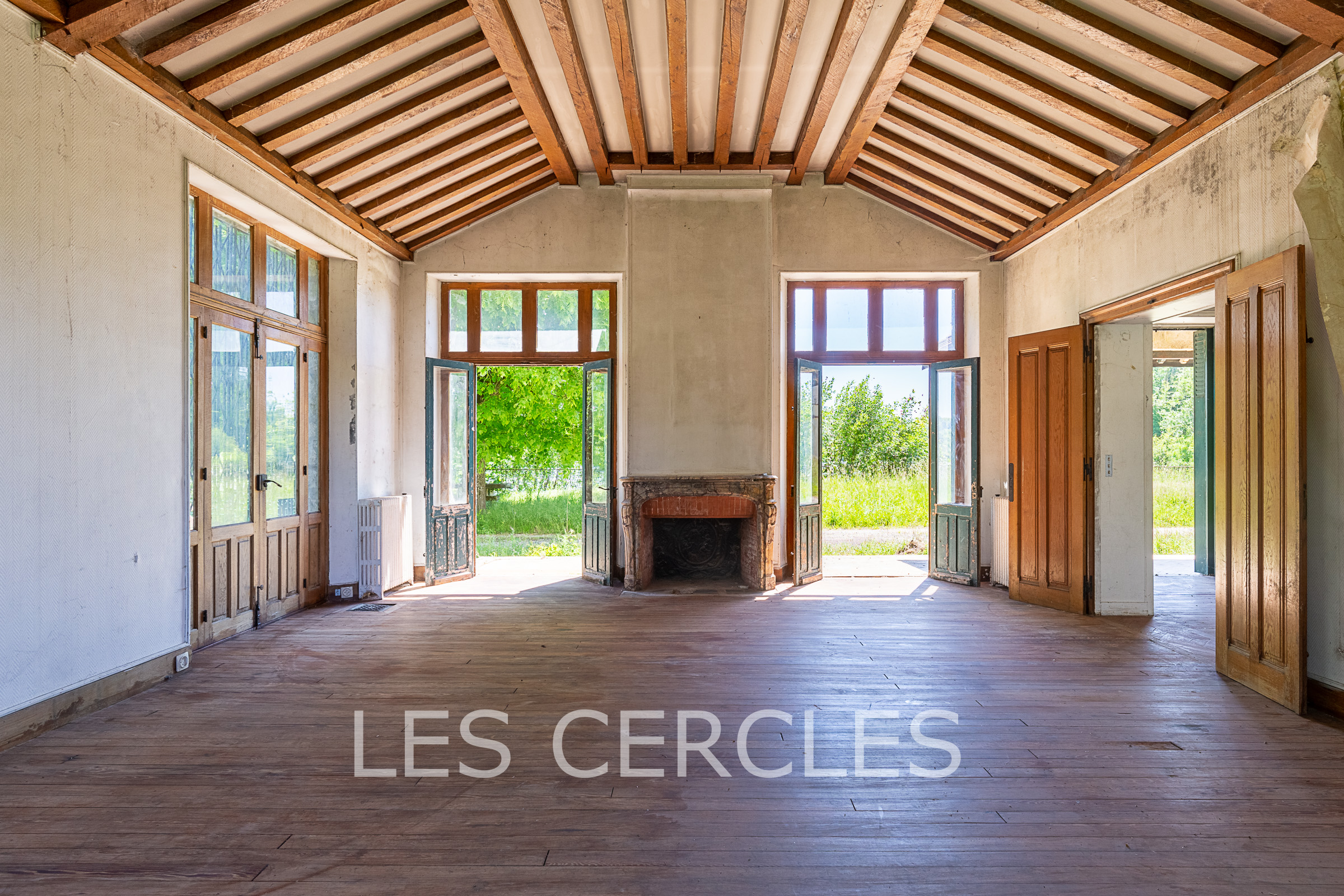 domaine a vendre agence les cercles 4